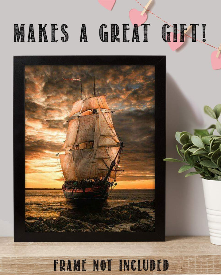 Blackbeards Pearl Pirate Ship- 8 x10" Wall Art Print- Ready To Frame. Great Mens Gift- Home Decor- Office Decor. Great for Man Cave- Rec Room-Study. Beautiful Clipper Ship &amp; Sailing Art.
