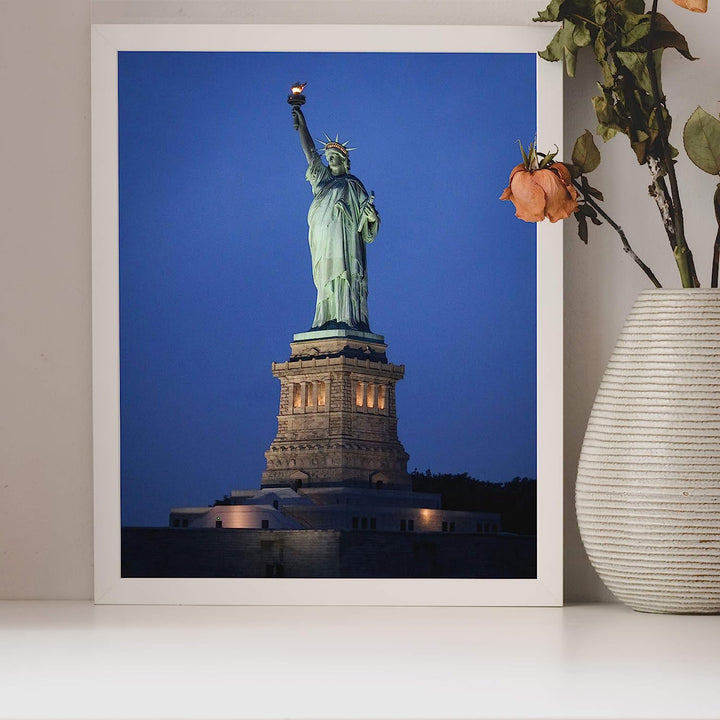 Statue of Liberty-Ellis Island- 8 x 10 Wall Art Print Ready to Frame- Home D?cor, Office D?cor &amp; Wall Print. Makes a Perfect Wall Art Decoration for Patriotism &amp; Freedom.