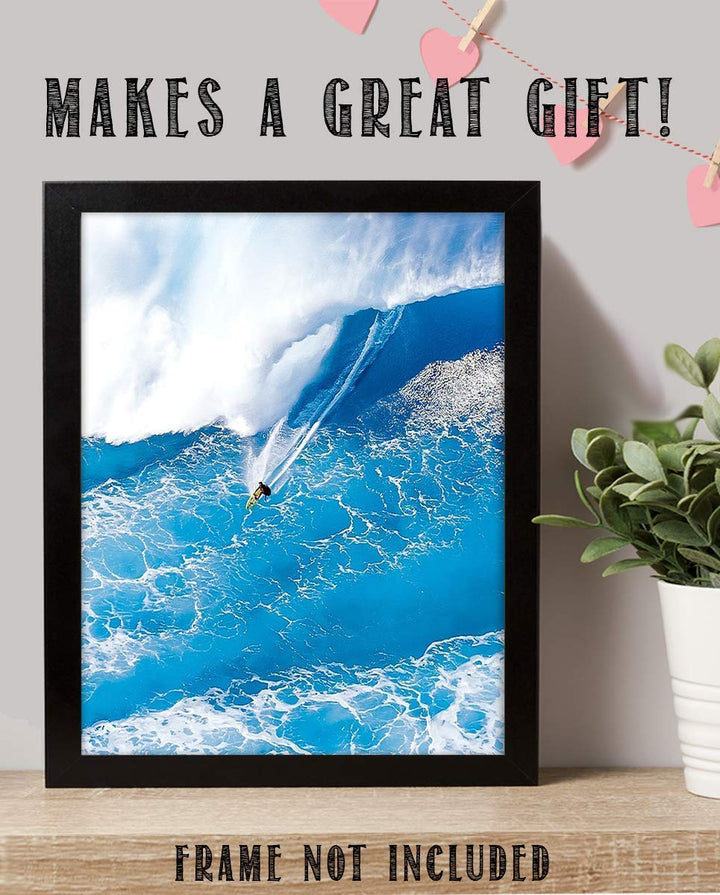 Extreme Surfer- Ripping the Monster Wave- 8 x 10 Art Image Print Ready to Frame. Modern Home D?cor, Office D?cor &amp; Wall Print for Beach, Ocean and Surfing Themes. Makes a Perfect Gift for Ocean Lovers