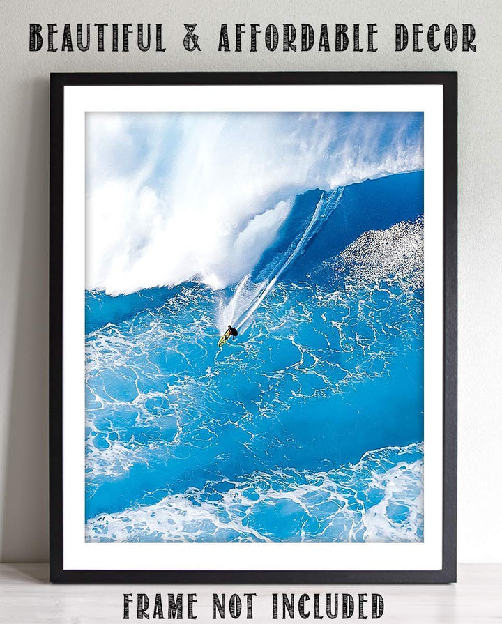 Extreme Surfer- Ripping the Monster Wave- 8 x 10 Art Image Print Ready to Frame. Modern Home D?cor, Office D?cor &amp; Wall Print for Beach, Ocean and Surfing Themes. Makes a Perfect Gift for Ocean Lovers